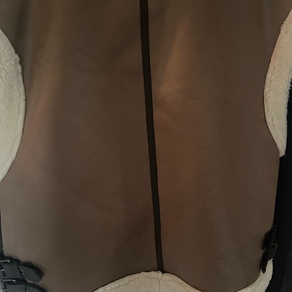 Zara Shearling lined vest - Picture 2 of 4